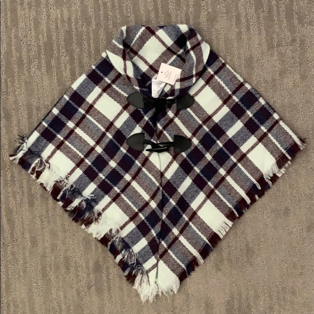 Toddler girl plaid cape with toggles 2T/3T